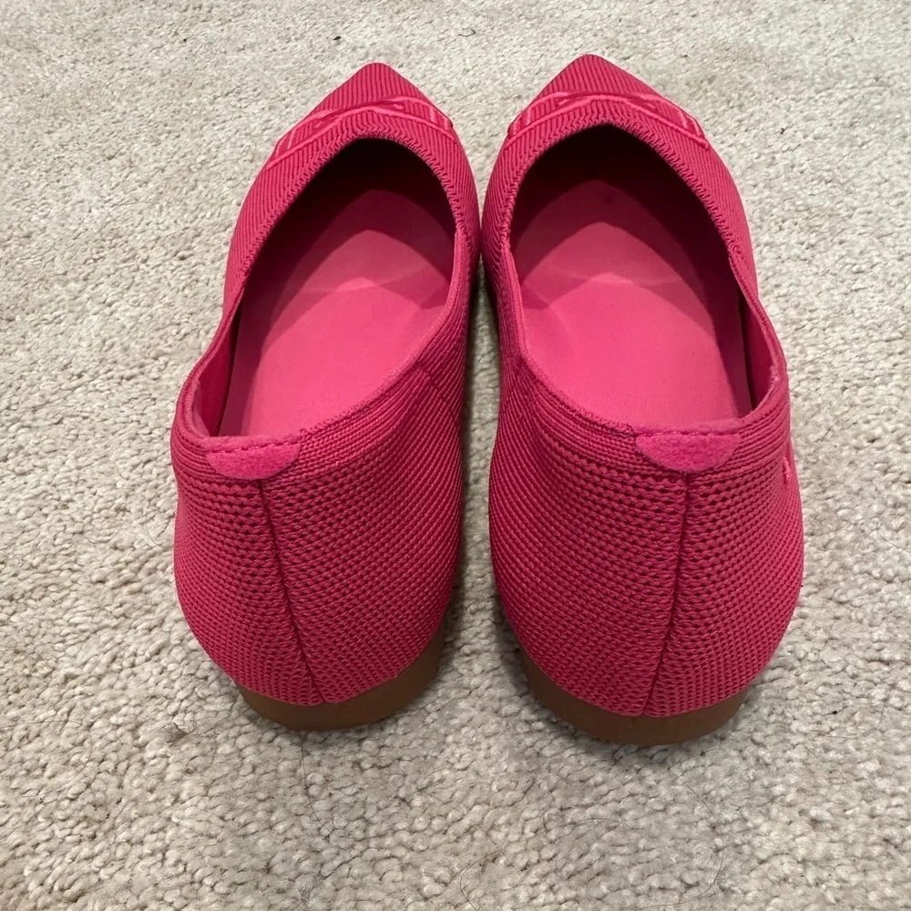 Vivaia Pointed-Toe Flats Ena 2.0 in Hot Pink 37.5/7